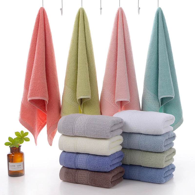 Nova toalha doméstica espessada 100% algodão puro, toalha de banho macia e absorvente para adultos, toalha grande para adultos em jacquard de cor lisa