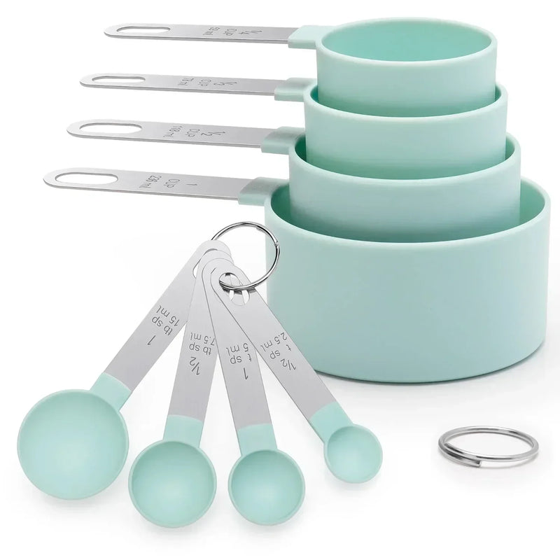 xícaras e colheres medidoras, xícaras e colheres empilháveis, xícaras medidoras encaixáveis com alça, utensílios de cozinha para cozinhar e assar