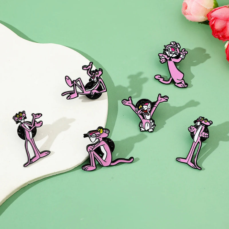 Broche criativo de desenho animado com 6 peças, broche de esmalte engraçado de pantera rosa, broche de metal, joias, roupas, mochila, acessórios, presente para amigos