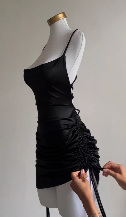 2024 Europa e Estados Unidos novo vestido transfronteiriço explosivo verão alto sentido renda sexy cabresto spice bag saia quadril