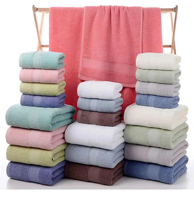 Nova toalha doméstica espessada 100% algodão puro, toalha de banho macia e absorvente para adultos, toalha grande para adultos em jacquard de cor lisa